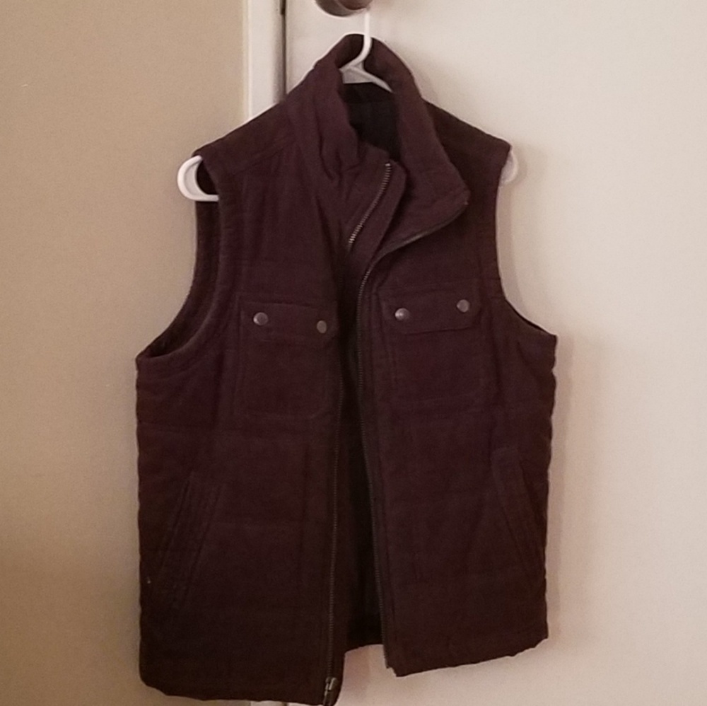 Gap vest